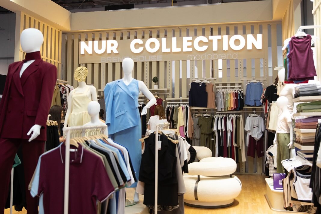 Ziyarətçilərlə görüş